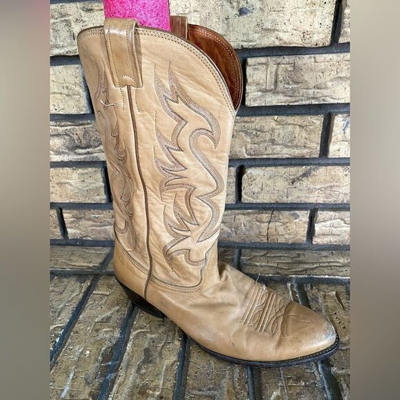 Tan nocona boots - Picture 9 of 9
